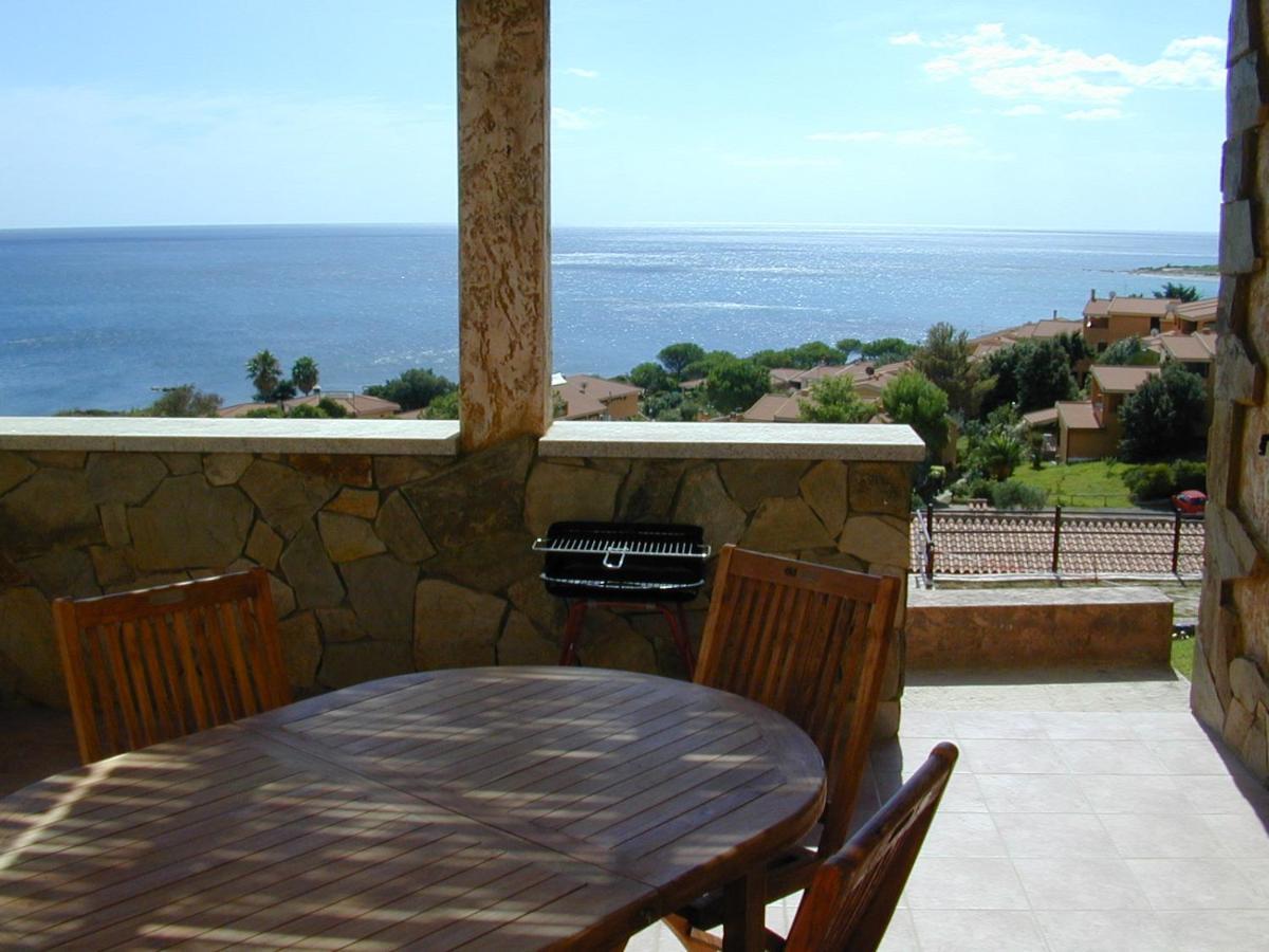 Residence Il Borgo Di Porto Corallo Villaputzu Bagian luar foto