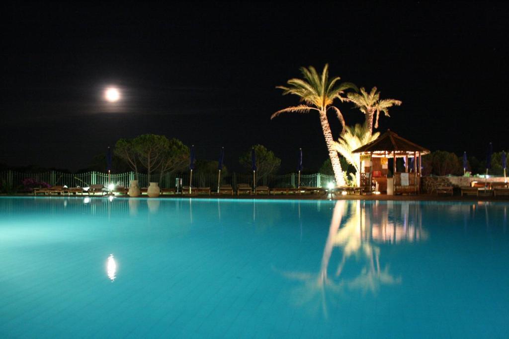 Residence Il Borgo Di Porto Corallo Villaputzu Bagian luar foto
