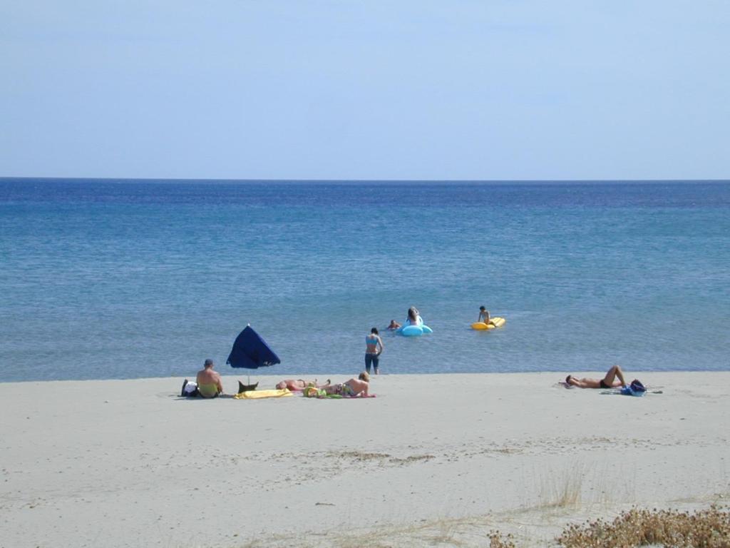 Residence Il Borgo Di Porto Corallo Villaputzu Bagian luar foto